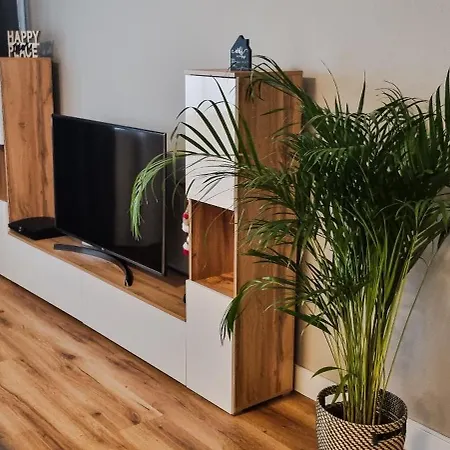 - Langenhagen Center Apartman *